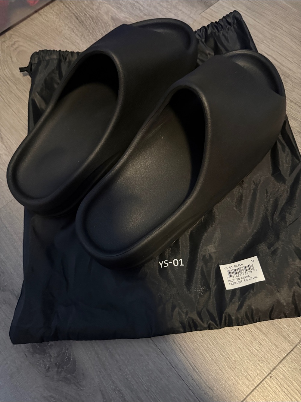 Brand New YZY YS-01 Slides Black Size 13 Mens